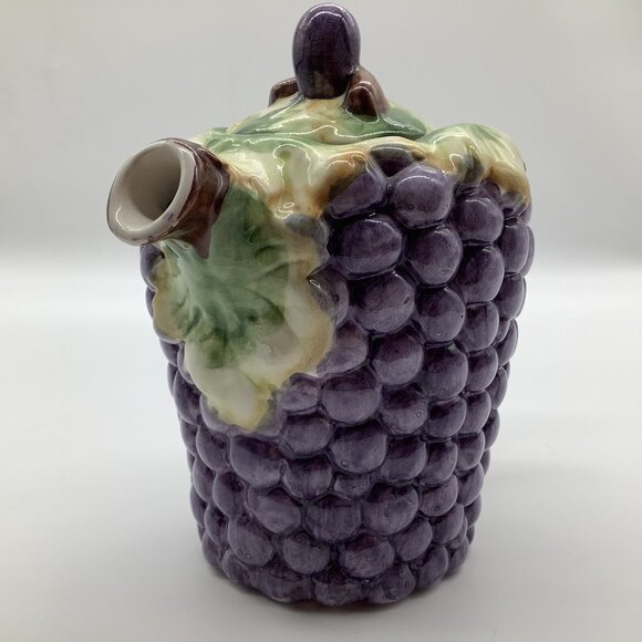 Majolica Vintage Grape Designed Pitcher, Made in Portugal Collectible Serveware - Picture 3 of 12